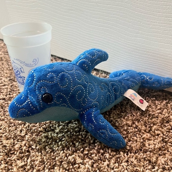 Girl Scout Dolphin and cup - Picture 1 of 5